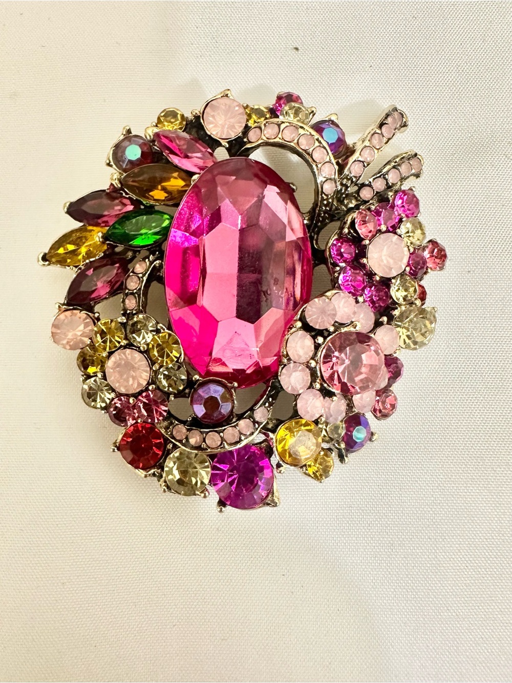 Vintage-Inspired Pink Multi-Colored Cabochon Brooch